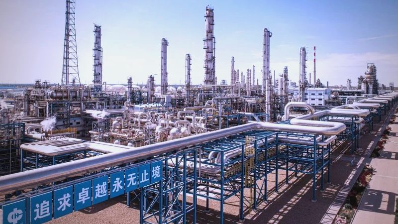 农药助剂与表面活性剂：本质差异与作用解析